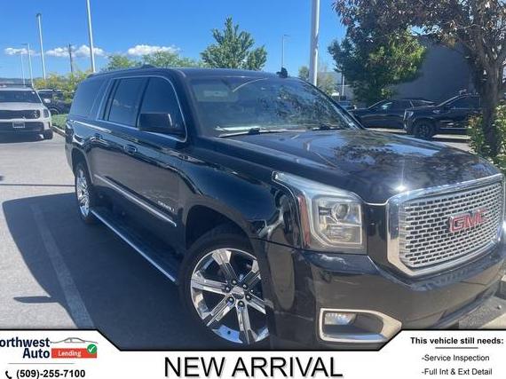 GMC YUKON XL 2017 1GKS2HKJ5HR176125 image